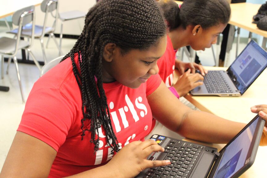 girls inc atlanta girls using laptops